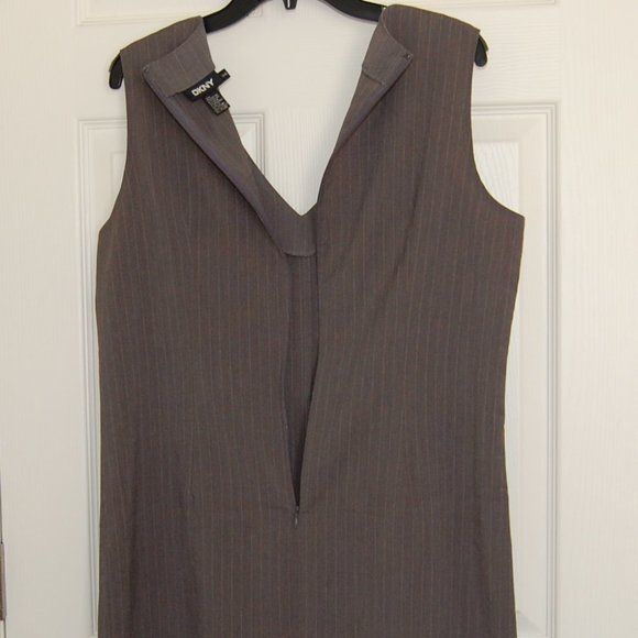 NWOT, DKNY Gray Dress, Size 14 (40"-42" Bust), Rayon Blend - Picture 5 of 8